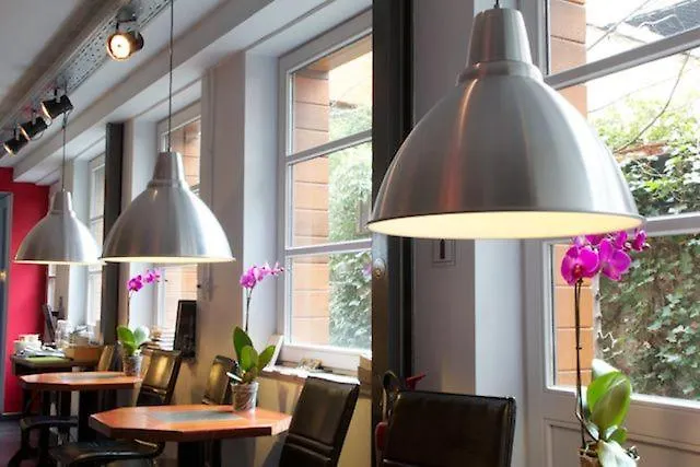 Bxlroom Guesthouse 2*, Brussels Belgium